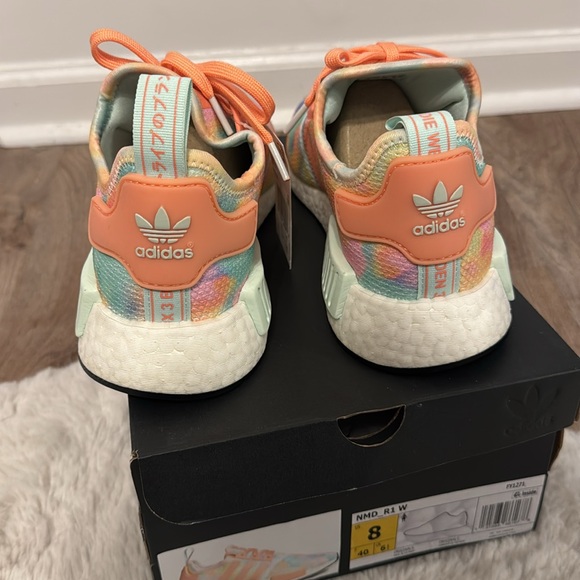 adidas gazelle silver green womens adidas Originals Men NMD R1 Boost Red GY6056 (Solestop.com) 8